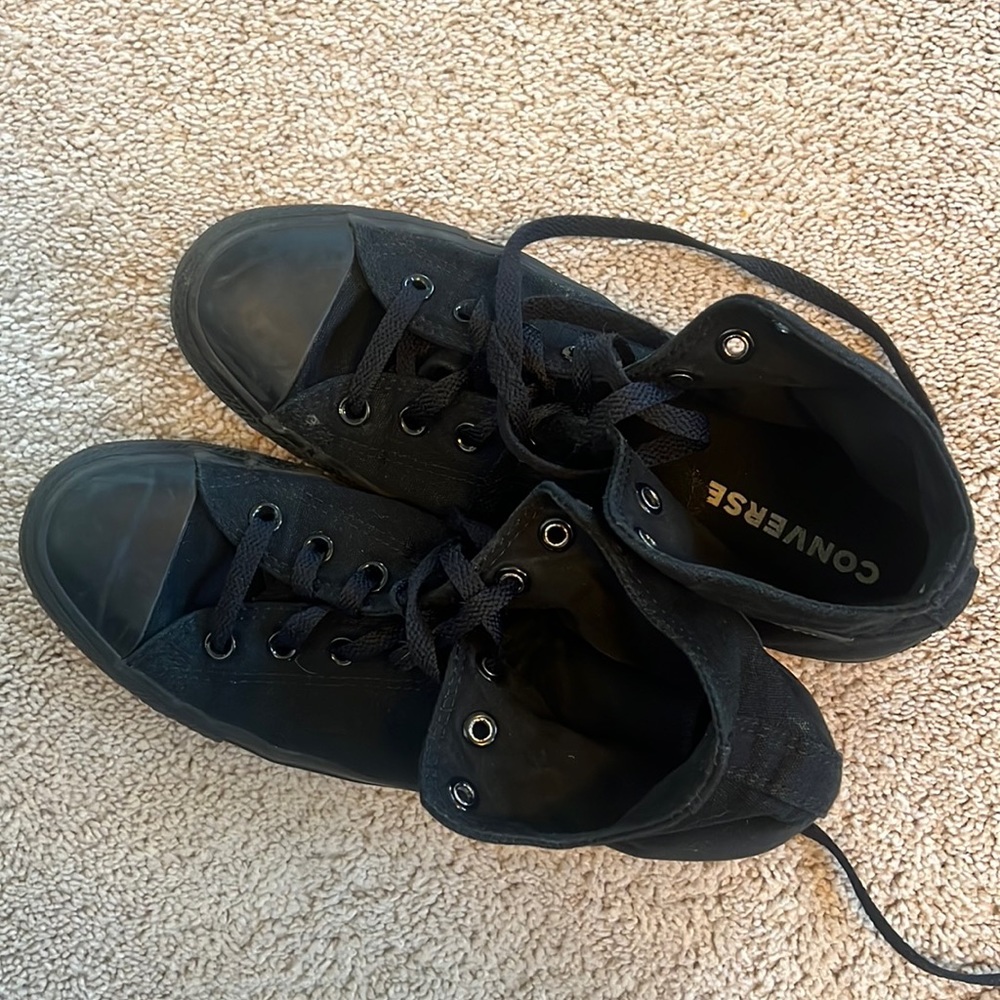 Women Size 11 Black Converse High tops